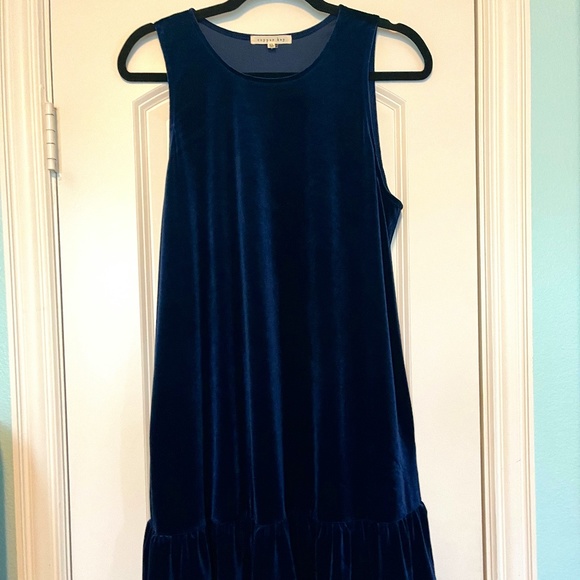Dillards Dresses Dillards Navy Blue Velvet Dress Poshmark